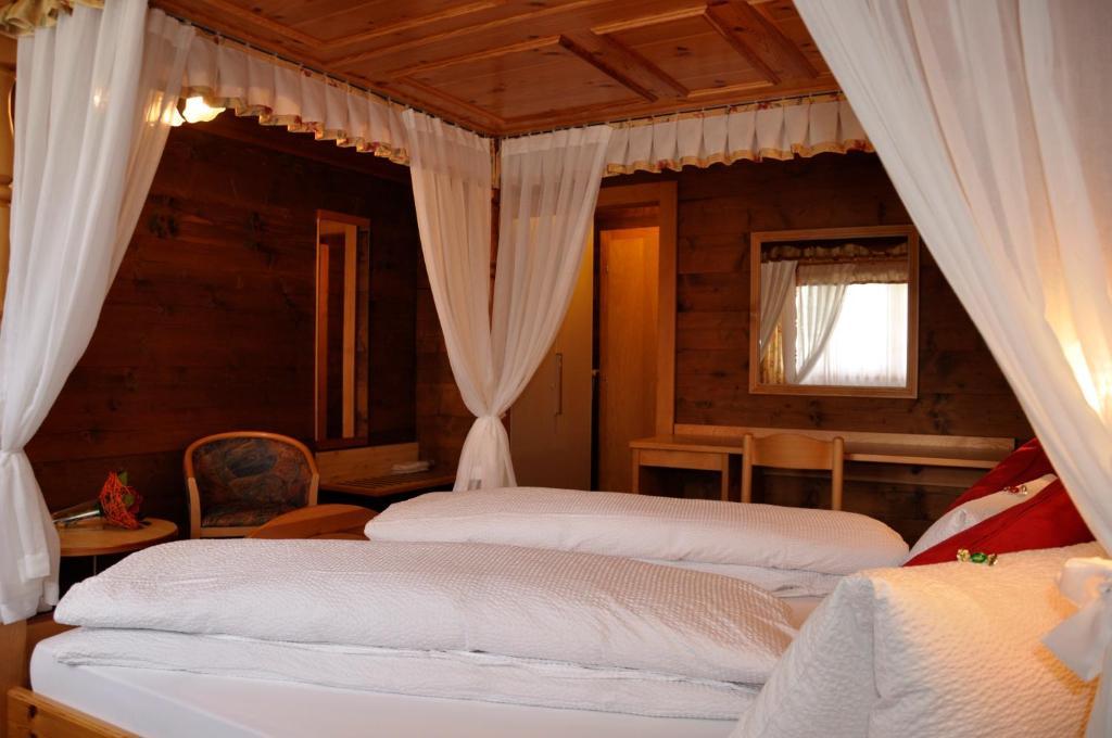 Hotel Tenne Reckingen Room photo